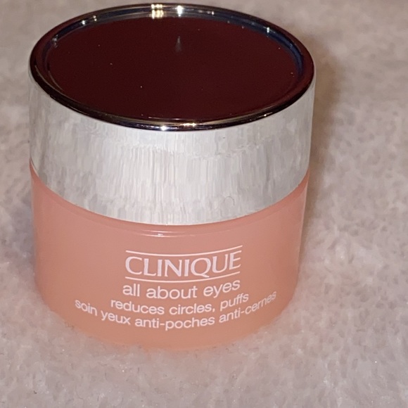 Clinique fan favorites (sample sizes) - Picture 14 of 16